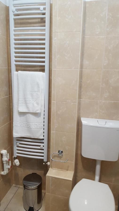 Гостевой дом Vis A Vis Studio Бухарест