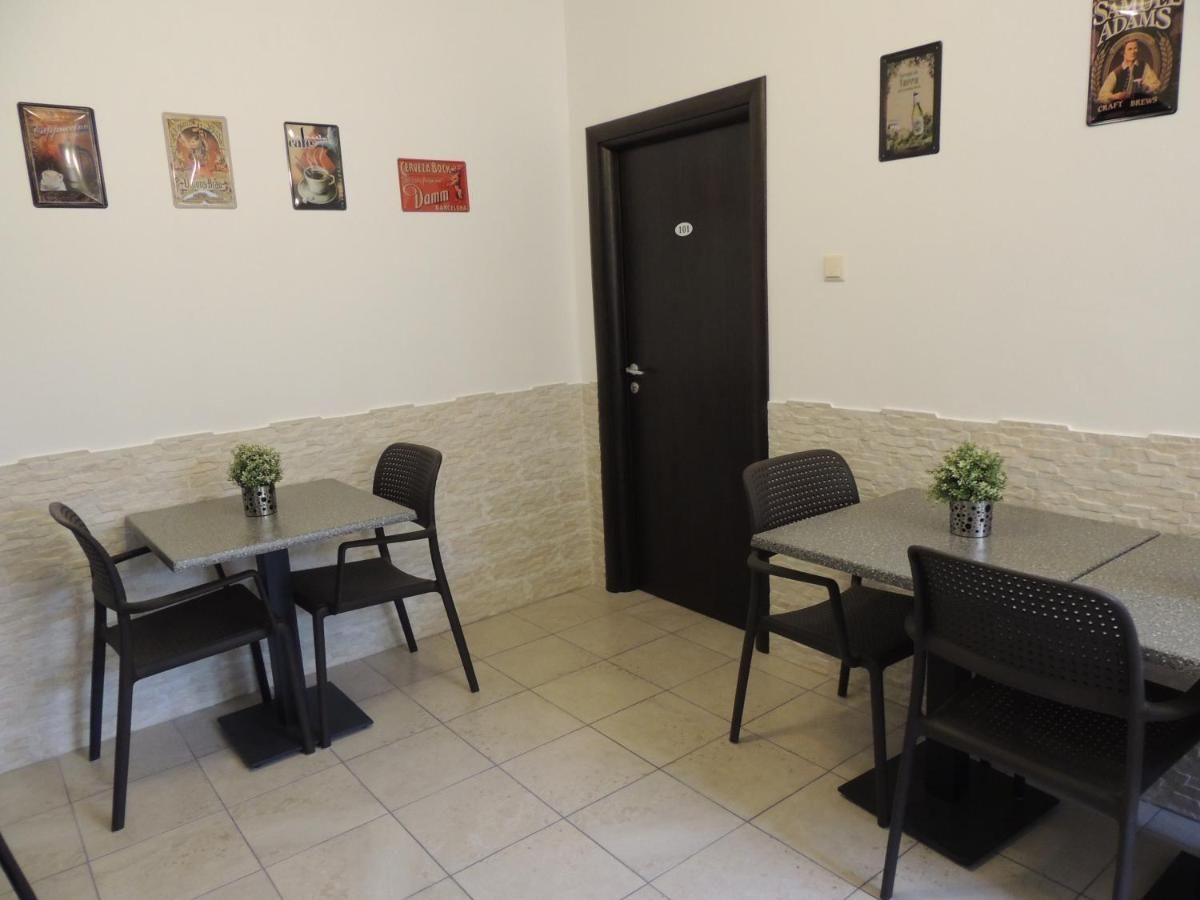 Гостевой дом Vis A Vis Studio Бухарест-31