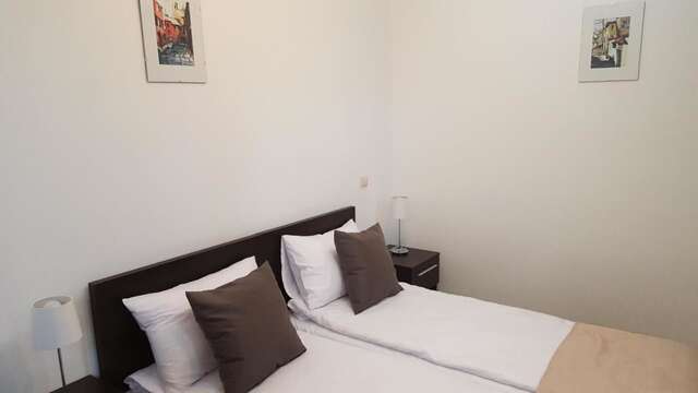 Гостевой дом Vis A Vis Studio Бухарест-19