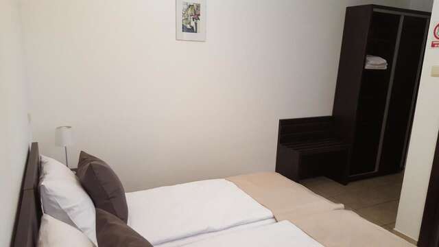 Гостевой дом Vis A Vis Studio Бухарест-20